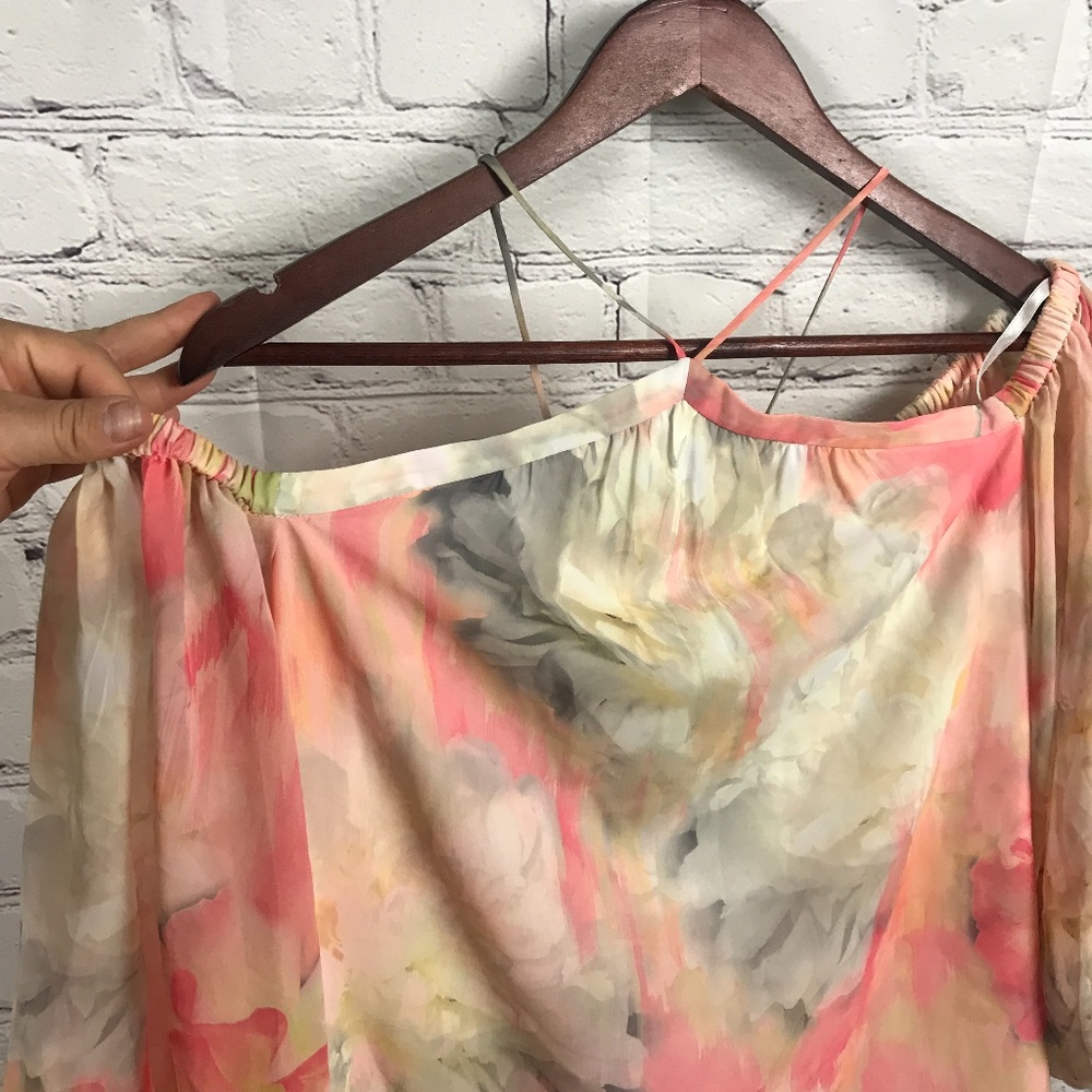 White House Black Market Watercolor Cold Shoulder - Picture 7 of 11